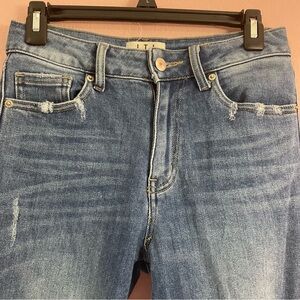 LTJ Letters to Juliet distressed jeans in size 27